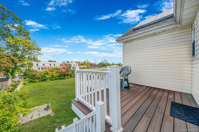 321 Maplegrove Avenue, Uniondale, NY 11553