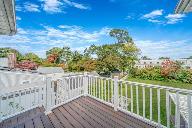 321 Maplegrove Avenue, Uniondale, NY 11553