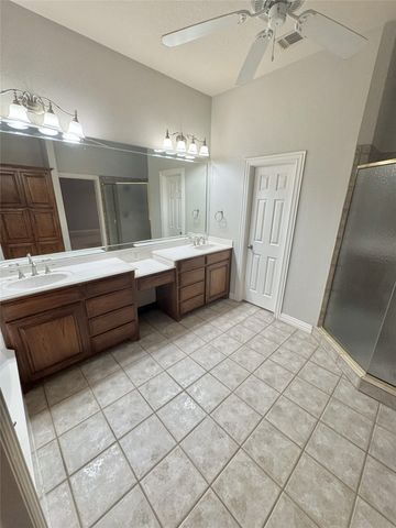 9763 Rock Dove Circle, Fort Worth, TX 76244