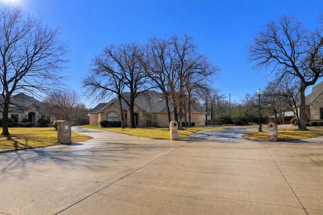 9763 Rock Dove Circle, Fort Worth, TX 76244
