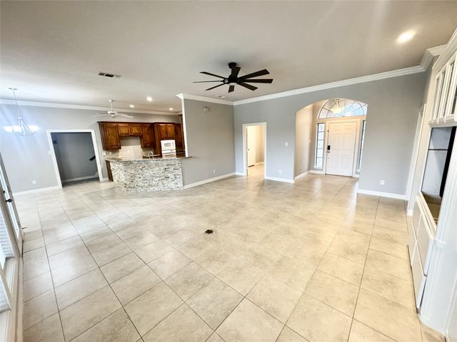 9763 Rock Dove Circle, Fort Worth, TX 76244