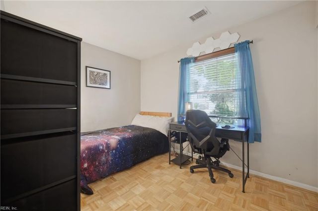 4416 Ben Franklin LN, Virginia Beach, VA 23464