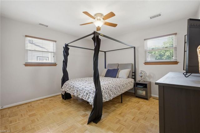4416 Ben Franklin LN, Virginia Beach, VA 23464