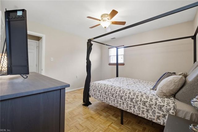 4416 Ben Franklin LN, Virginia Beach, VA 23464
