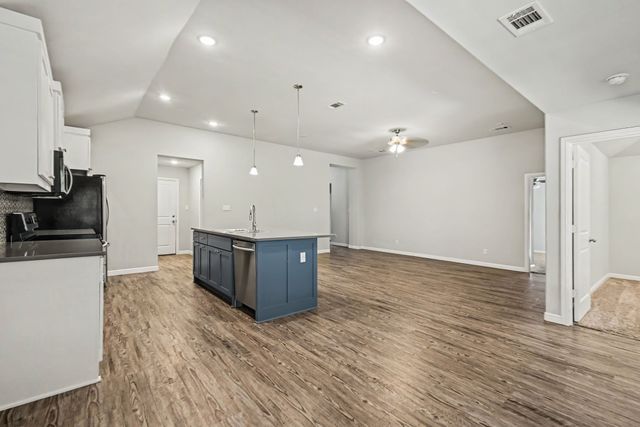 977 Sam Street, Springtown, TX 76082