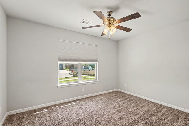 977 Sam Street, Springtown, TX 76082