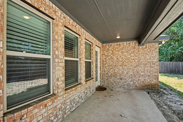 977 Sam Street, Springtown, TX 76082