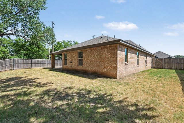 977 Sam Street, Springtown, TX 76082