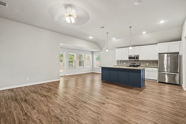 977 Sam Street, Springtown, TX 76082