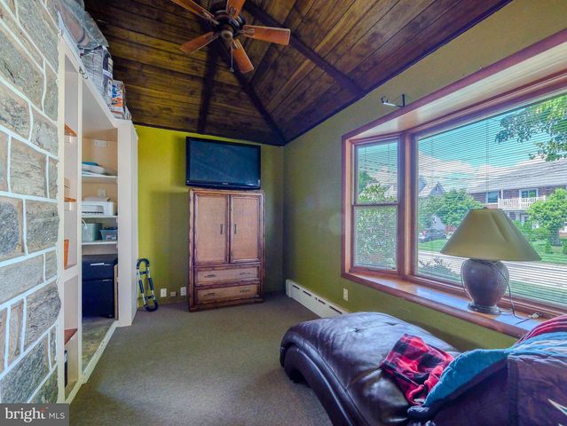 738 FOSS AVE, Drexel Hill, PA 19026