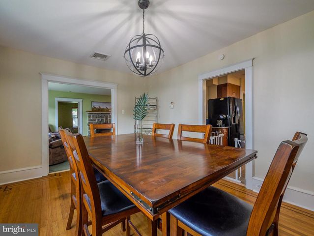 738 FOSS AVE, Drexel Hill, PA 19026