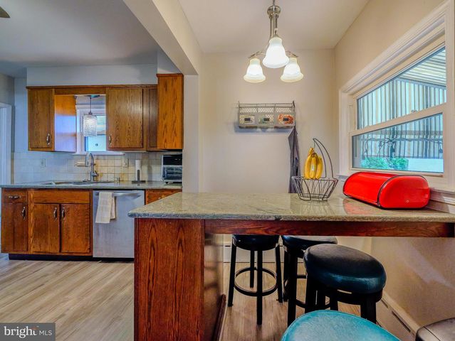 738 FOSS AVE, Drexel Hill, PA 19026