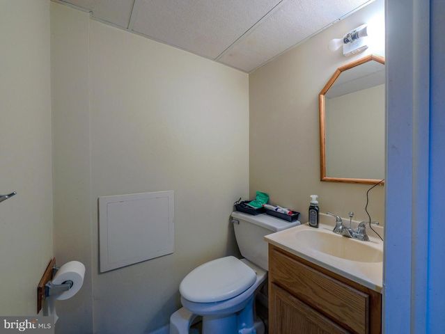 738 FOSS AVE, Drexel Hill, PA 19026