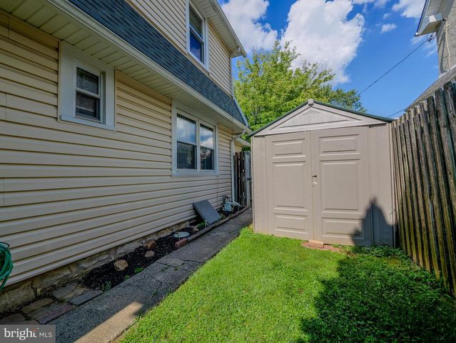 738 FOSS AVE, Drexel Hill, PA 19026