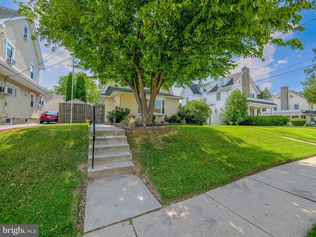 738 FOSS AVE, Drexel Hill, PA 19026