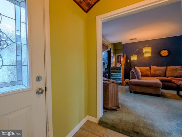 738 FOSS AVE, Drexel Hill, PA 19026