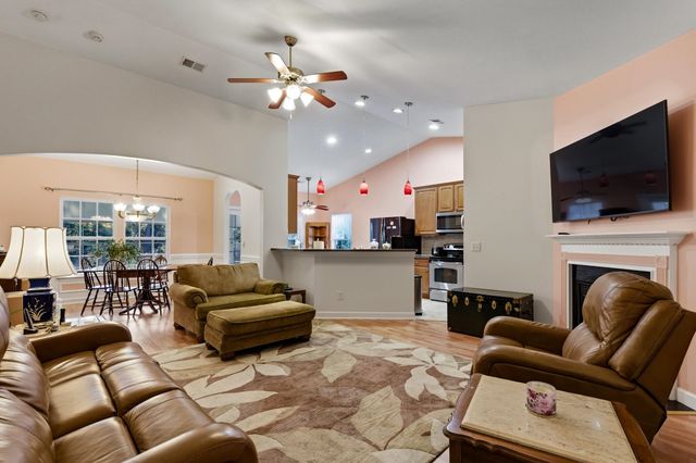 4337 Marshwood Dr., Myrtle Beach, SC 29579