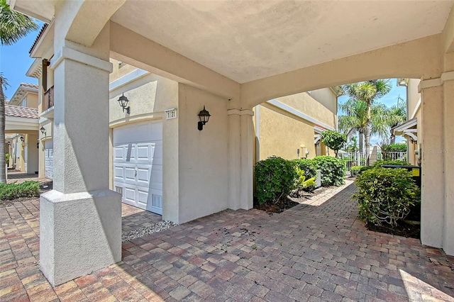 1831 BURGOS DRIVE, Sarasota, FL 34238