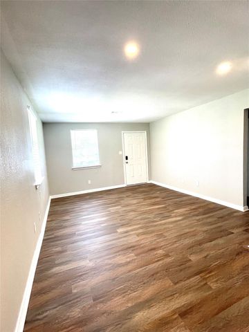 2618 Rosalee Street, La Marque, TX 77568