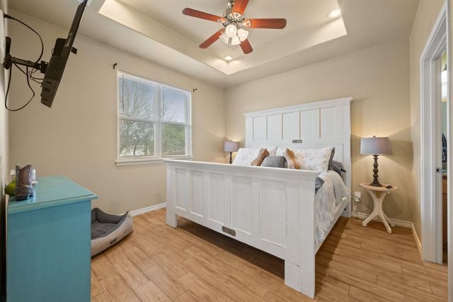 625 Skyline DR, Kingsland, TX 78639