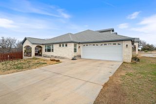 625 Skyline DR, Kingsland, TX 78639