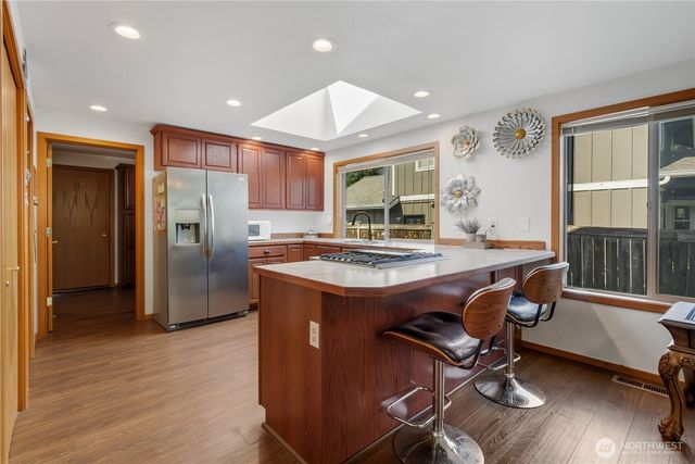 9317 76th Street Ct SW, Lakewood, WA 98498