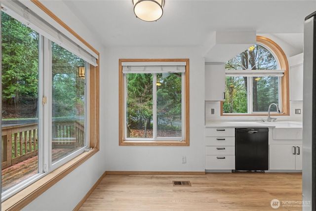 55 Green Hill, Bellingham, WA 98229