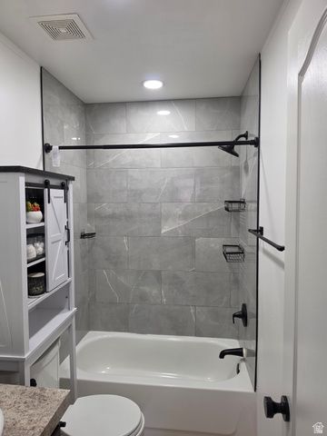 215 ENGSTROM, Layton, UT 84041