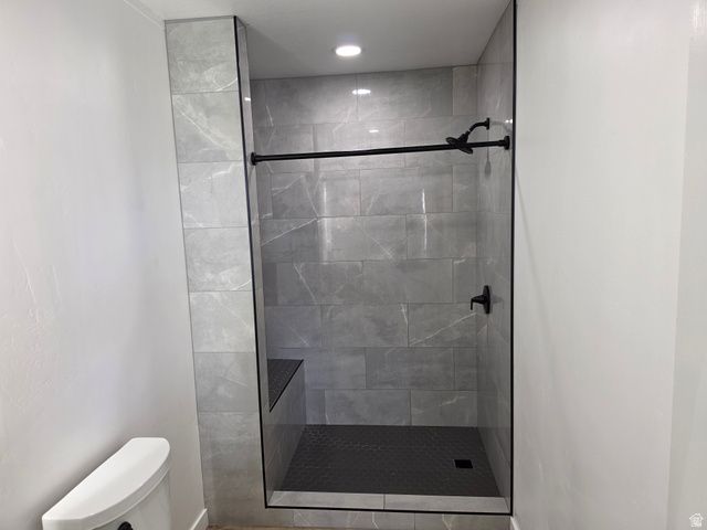 215 ENGSTROM, Layton, UT 84041