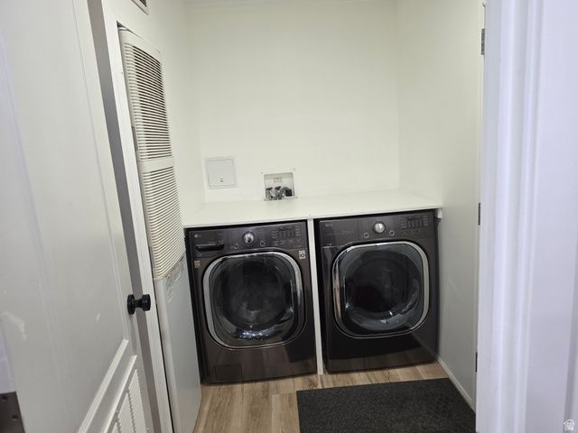 215 ENGSTROM, Layton, UT 84041