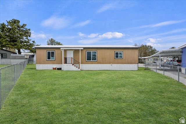 215 ENGSTROM, Layton, UT 84041