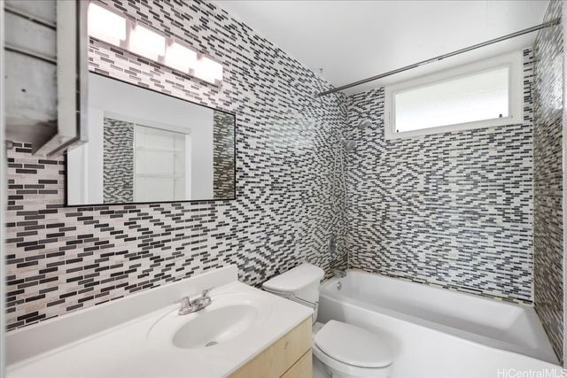 95-009 Waikalani Drive A205, Mililani, HI 96789