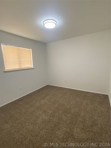 1544 S 67th East Avenue, Tulsa, OK 74112