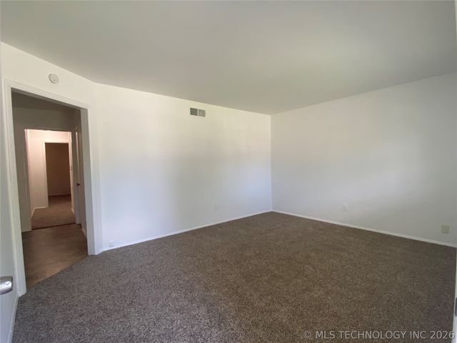 1544 S 67th East Avenue, Tulsa, OK 74112