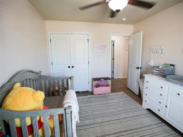 1016 Chestnut Creek Drive, Yukon, OK 73099