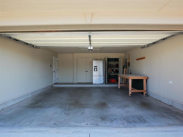 1016 Chestnut Creek Drive, Yukon, OK 73099