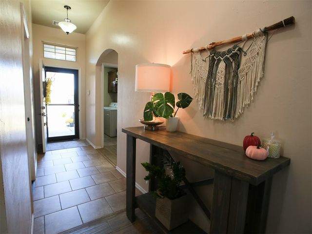 1016 Chestnut Creek Drive, Yukon, OK 73099