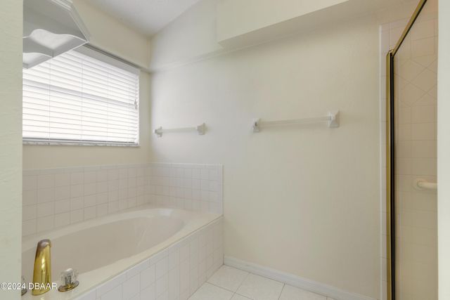 22 Old Macon Drive, Ormond Beach, FL 32174