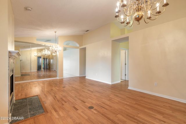 22 Old Macon Drive, Ormond Beach, FL 32174