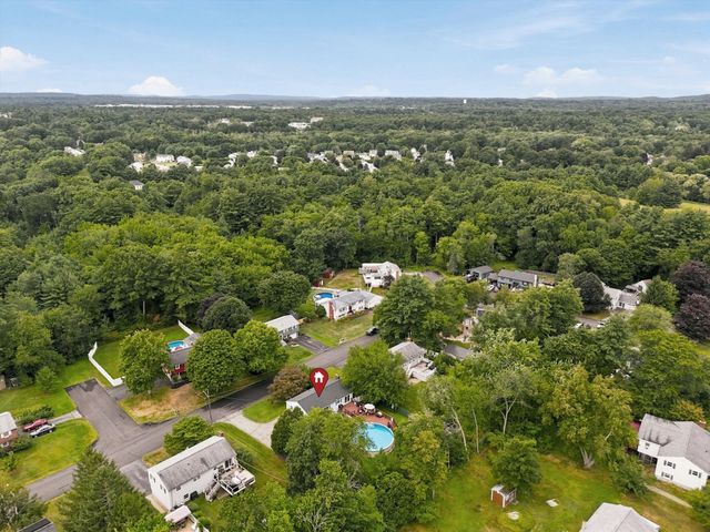 22 Woodbury St, Salem, NH 03079