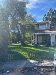 125 Limerick Pl, Vacaville, CA 95688
