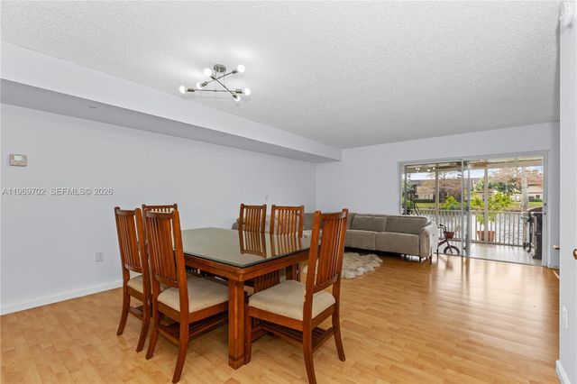 9722 NW 23rd Ct, Pembroke Pines, FL 33024