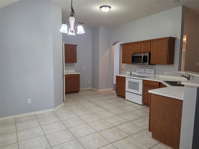 2839 Saddlebred Trail, Celina, TX 75009