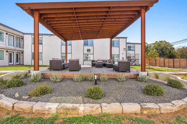 1200 E 52nd ST 209, Austin, TX 78723