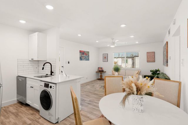 1200 E 52nd ST 209, Austin, TX 78723