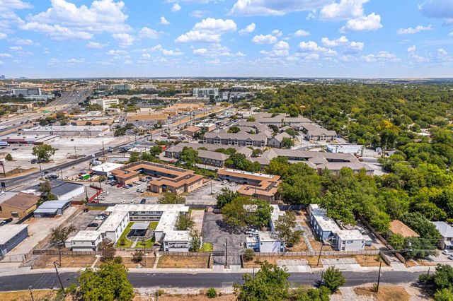 1200 E 52nd ST 209, Austin, TX 78723
