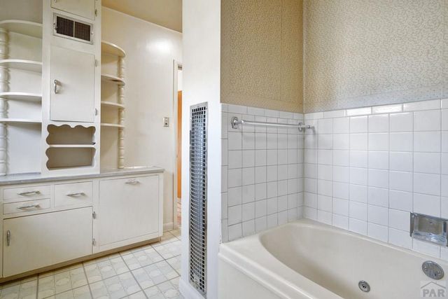 123 Indiana Ave, Walsenburg, CO 81089