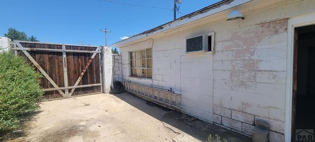 123 Indiana Ave, Walsenburg, CO 81089