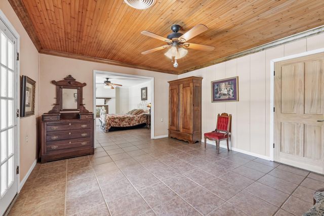 3374 Greenbriar Rd, Ethel, LA 70730