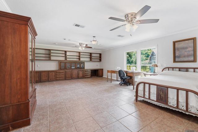 3374 Greenbriar Rd, Ethel, LA 70730